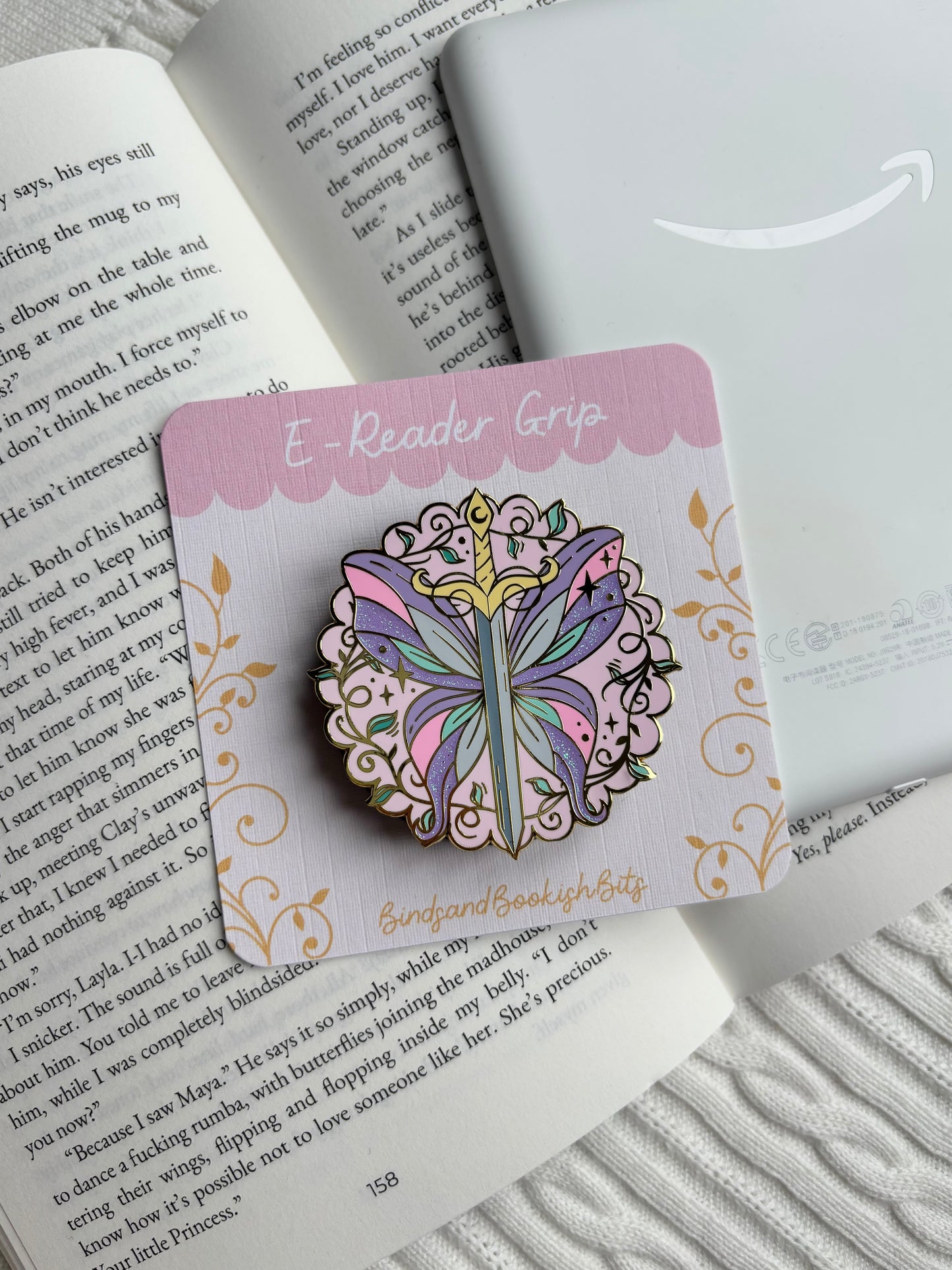 A Fairy Wing Dagger E-Reader Grip