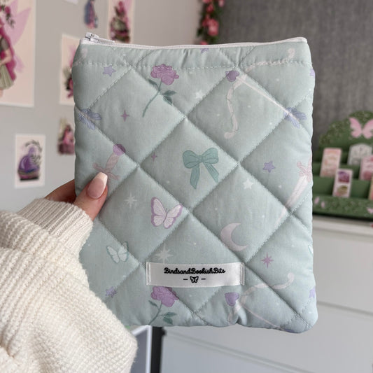 Mint Fantasy E-Reader Sleeve