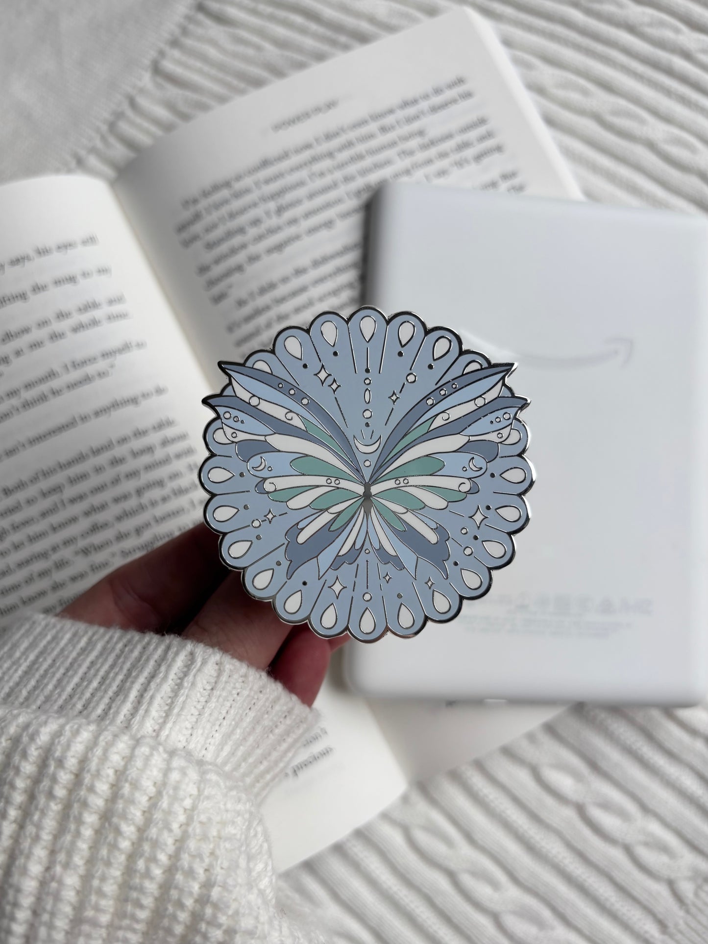 PREORDER A Snow Fairy E-Reader Kindle Grip