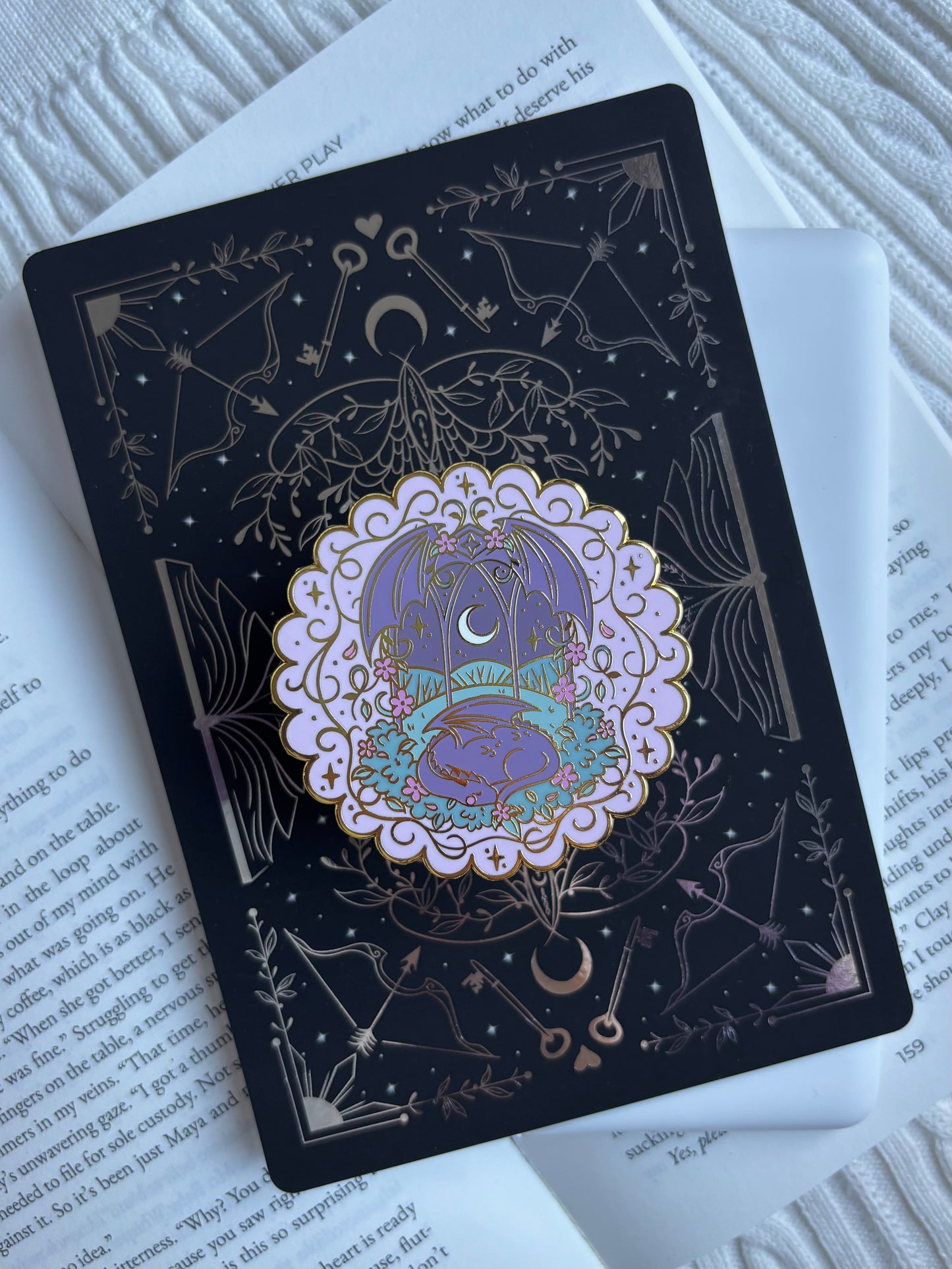Lilac Fantasy Dragon E-Reader Grip