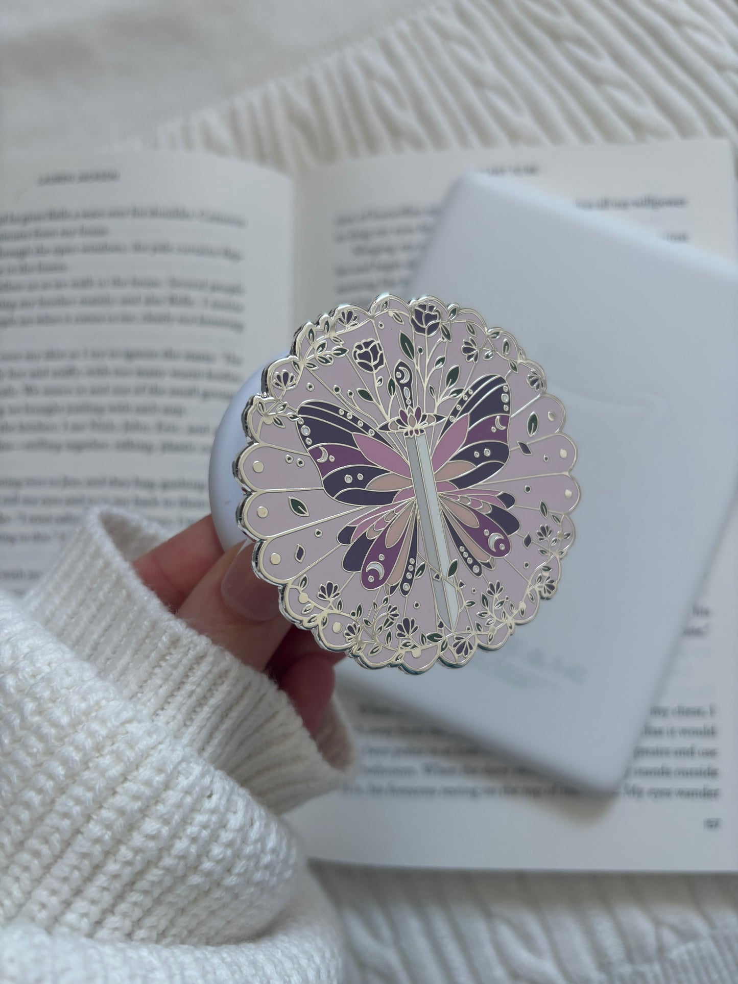 PREORDER Butterfly Sword E-Reader Grip