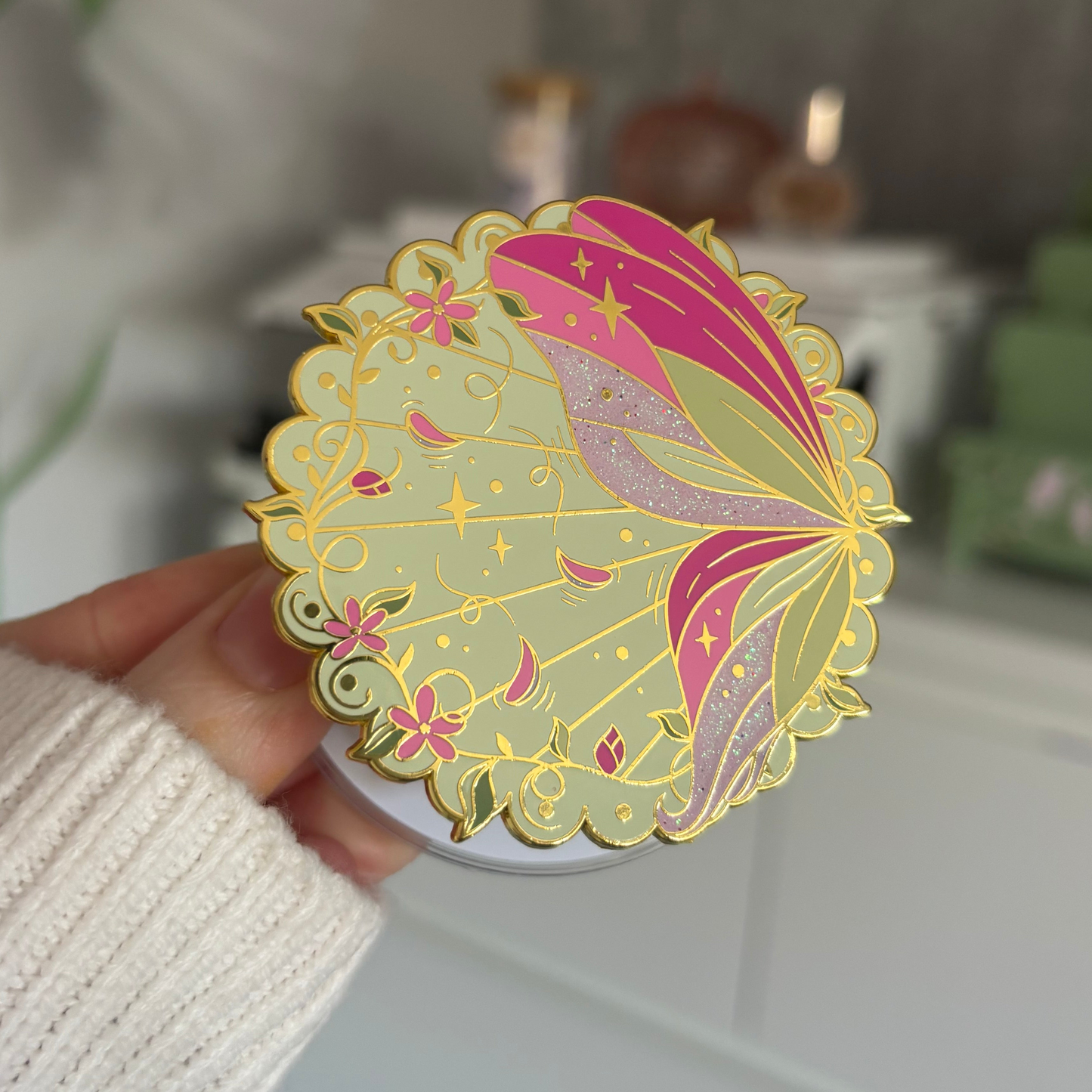 Oopsie Damaged Fairy Wing E-Reader Grip