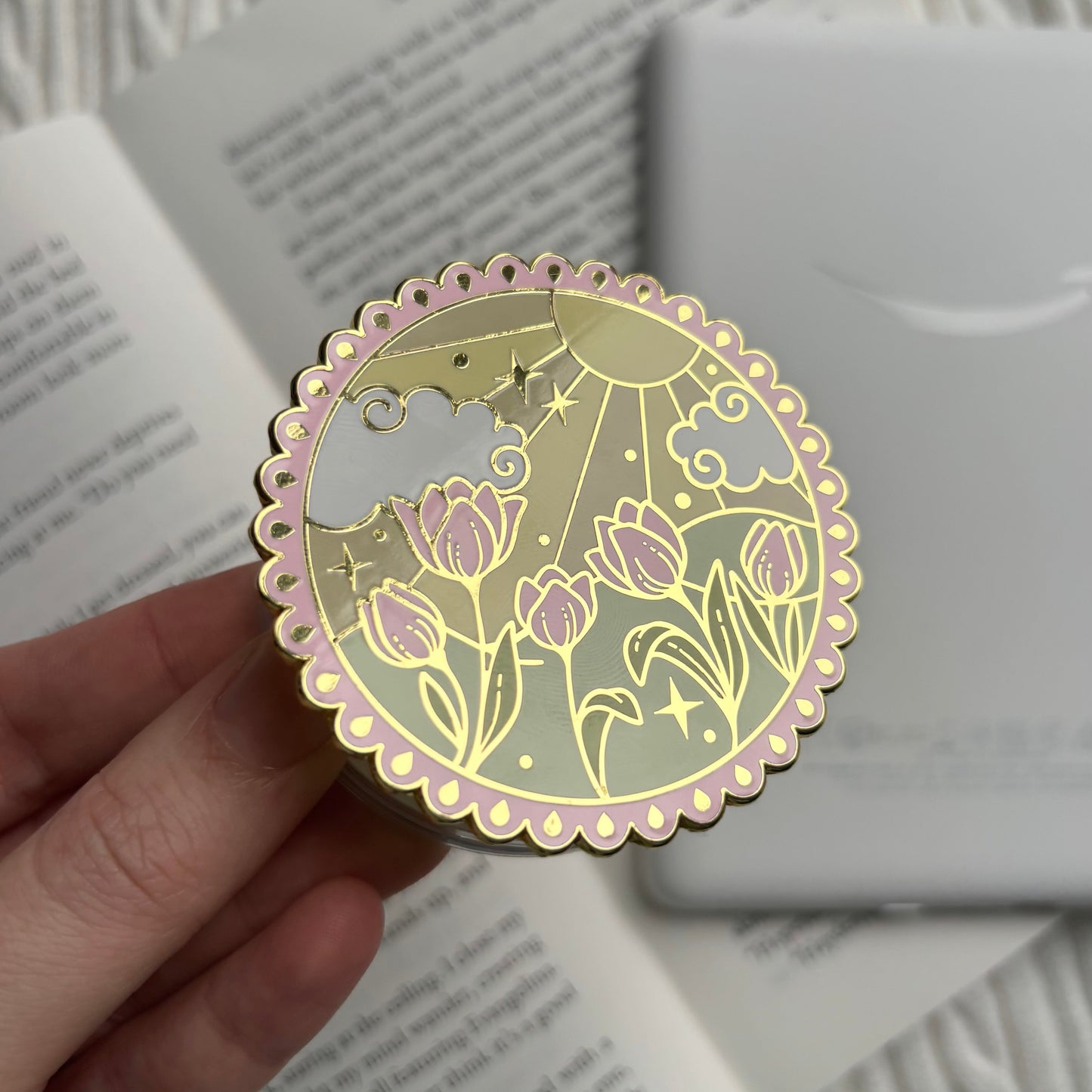 Tulip Garden E-Reader Grip