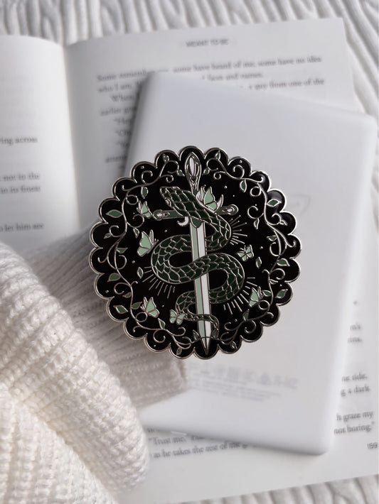 Silver Serpent E-Reader Grip